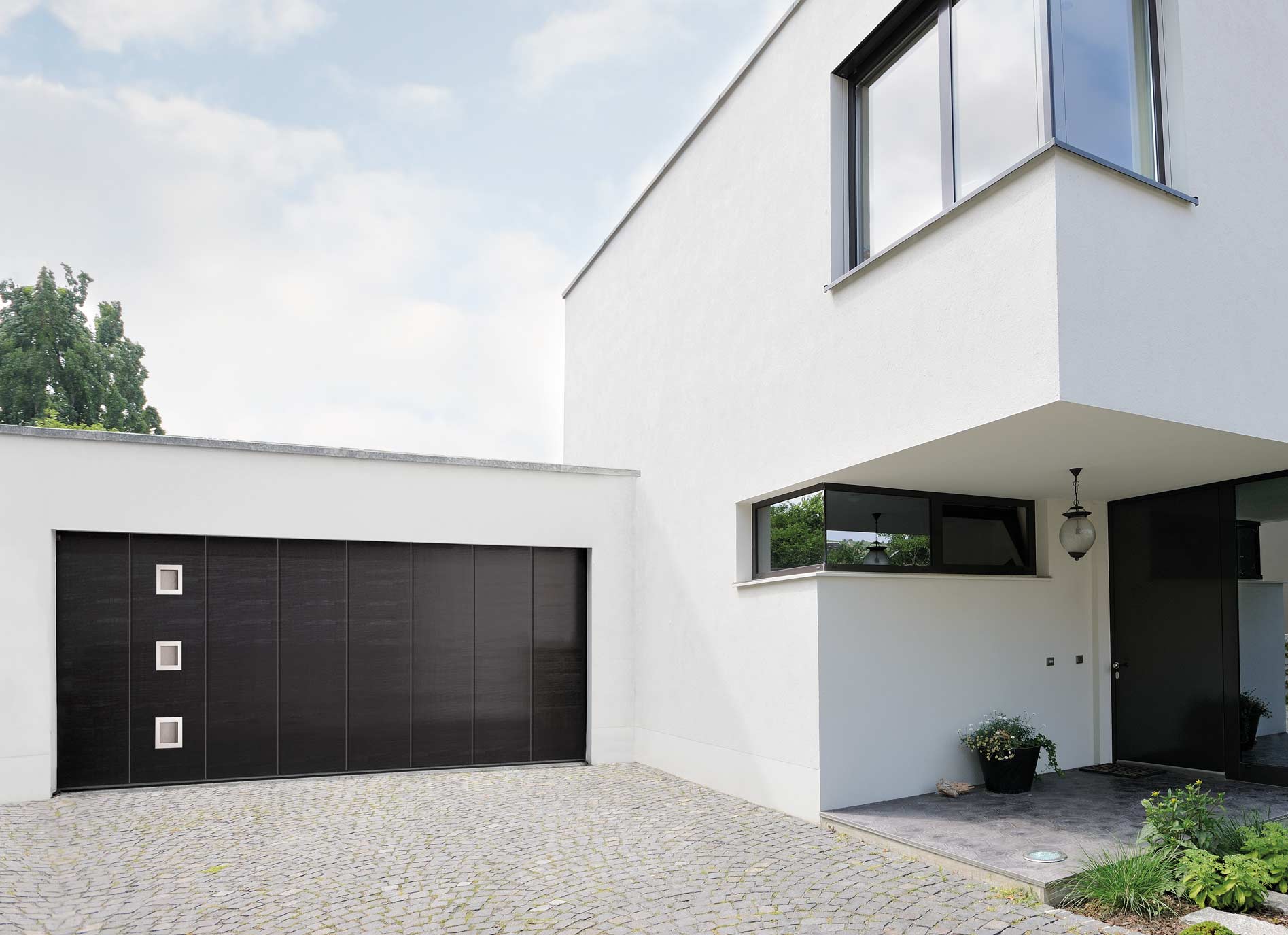 Garagentor Einfamilienhaus